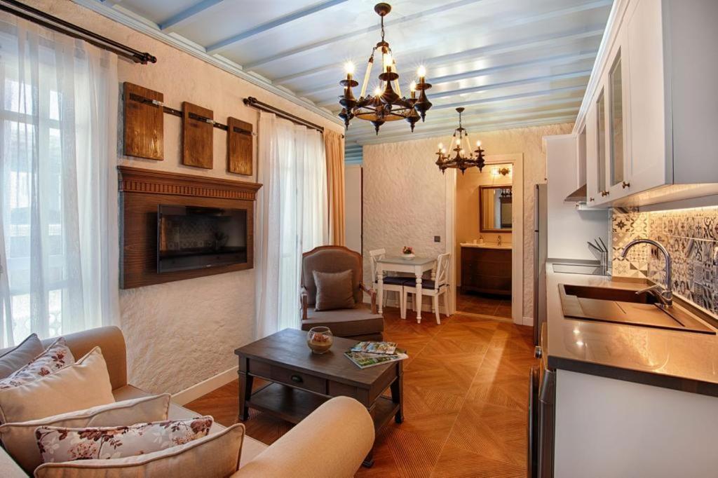 Petite Boutique Hotel Ildiri Екстериор снимка