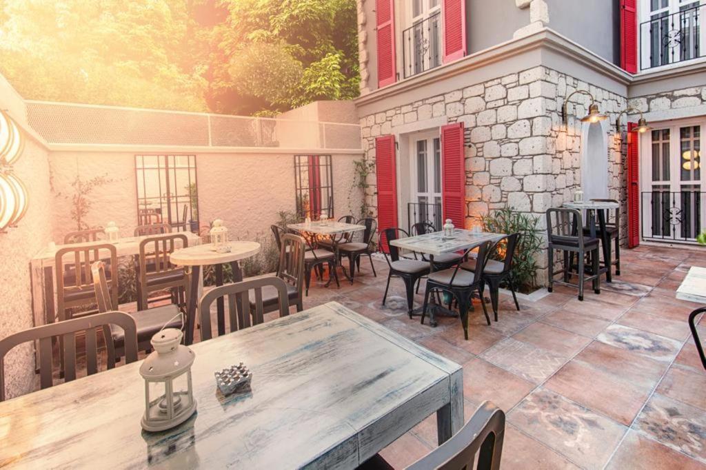 Petite Boutique Hotel Ildiri Екстериор снимка