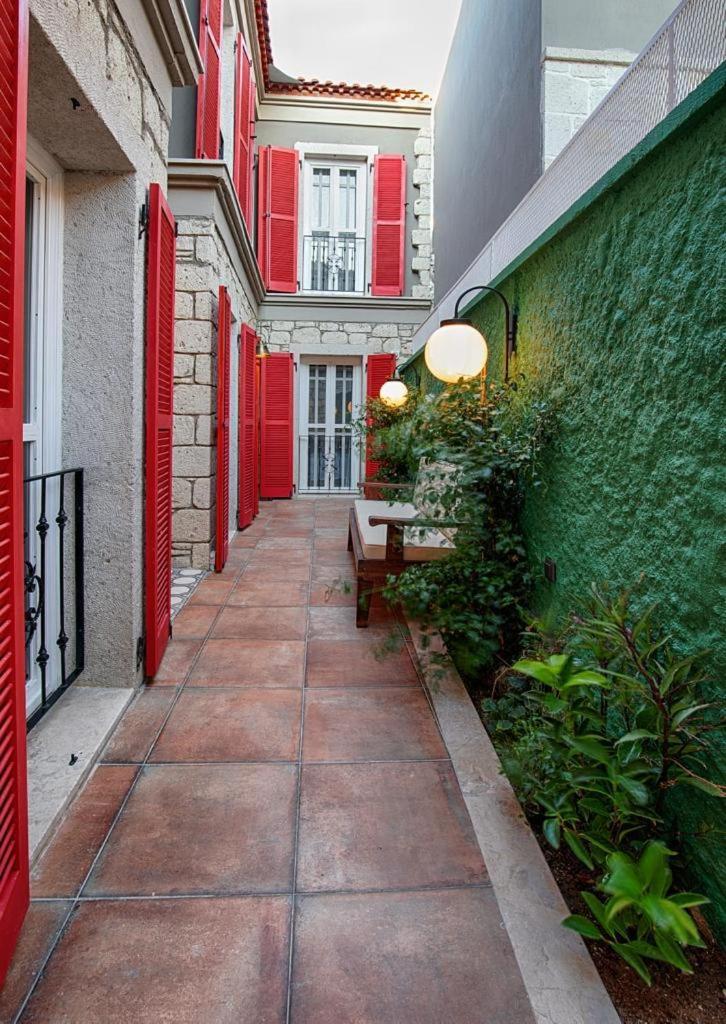 Petite Boutique Hotel Ildiri Екстериор снимка